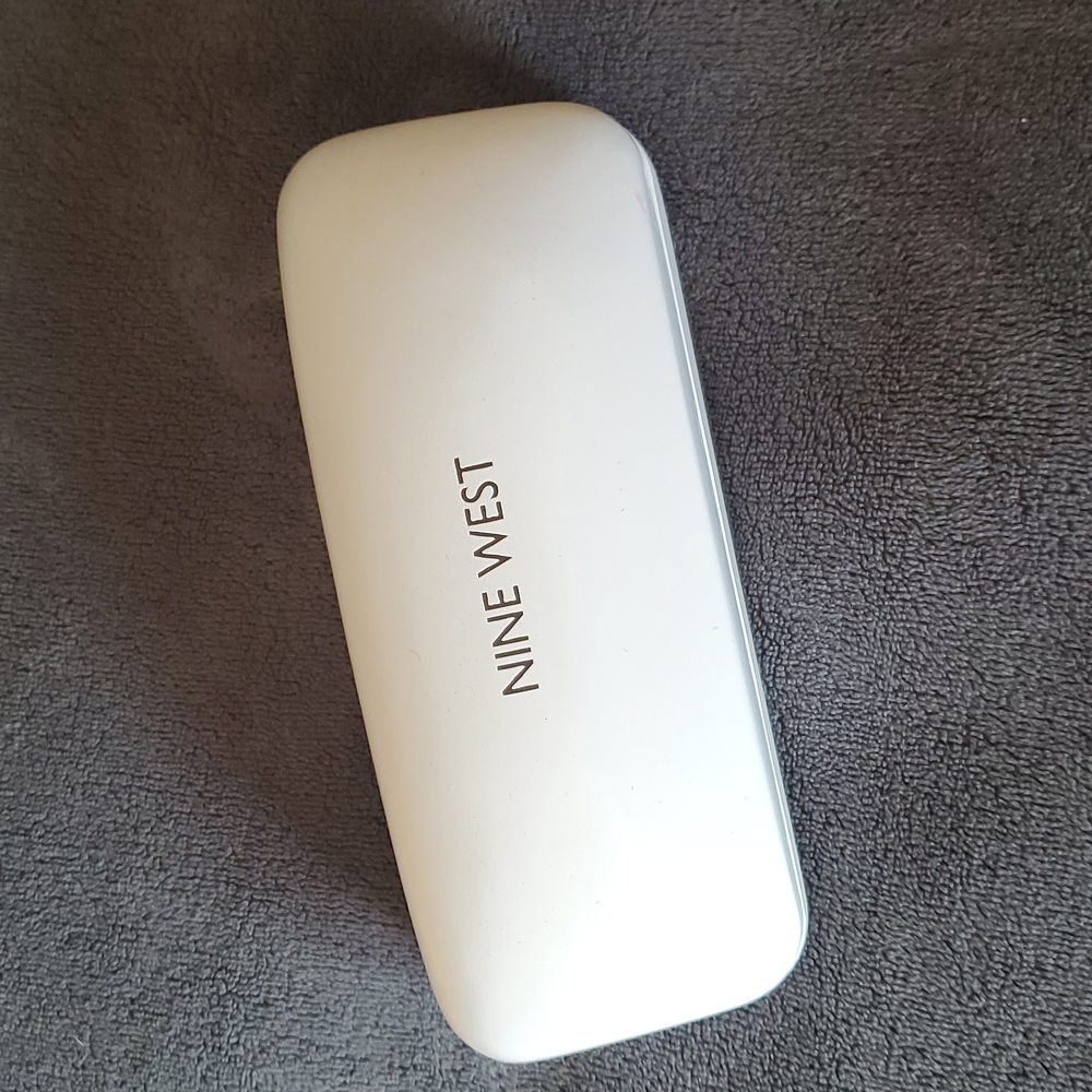 Nine West Glasses Case